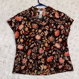 Sag Harbor Floral Button Up Collared Shirt🤎🌼